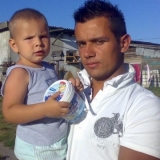 Arkadiusz, Police
