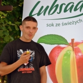 Oski, Świecie