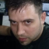 Tom, Sanok